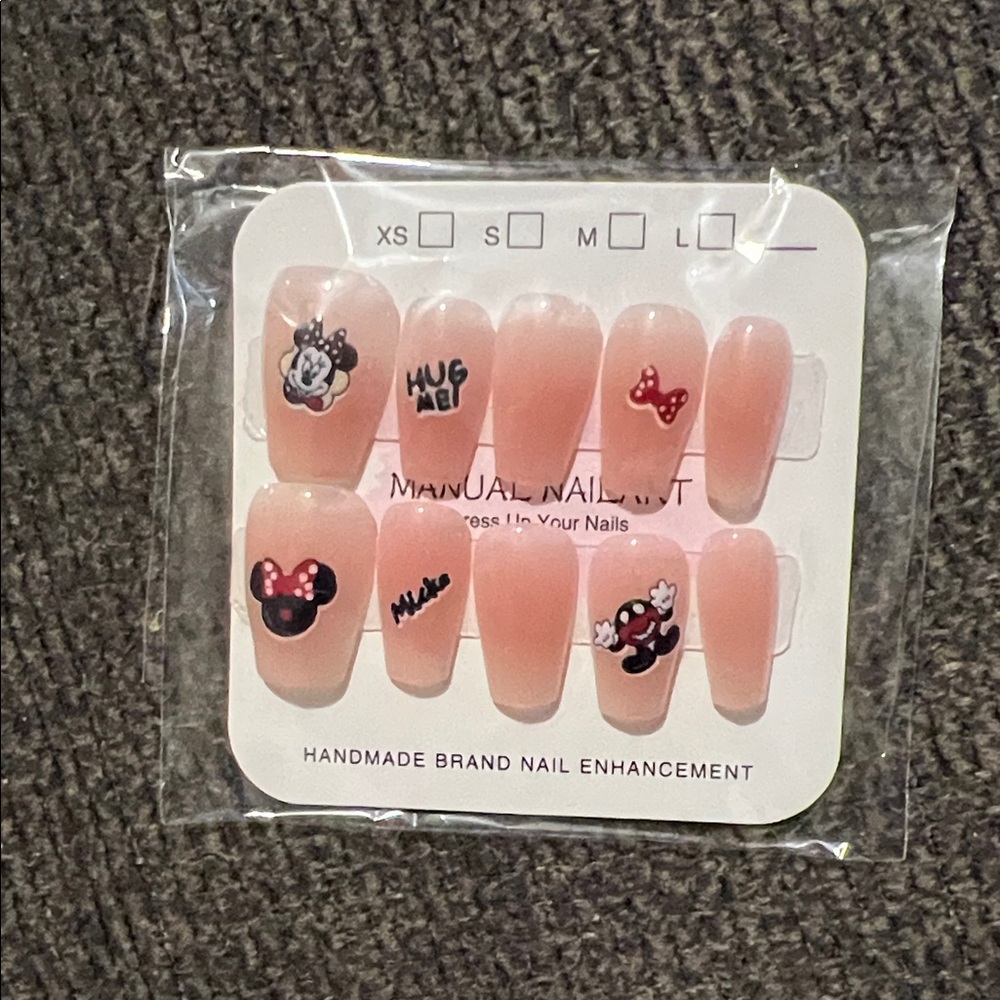 Manual Nail Art Disney Pink Press-On Nails